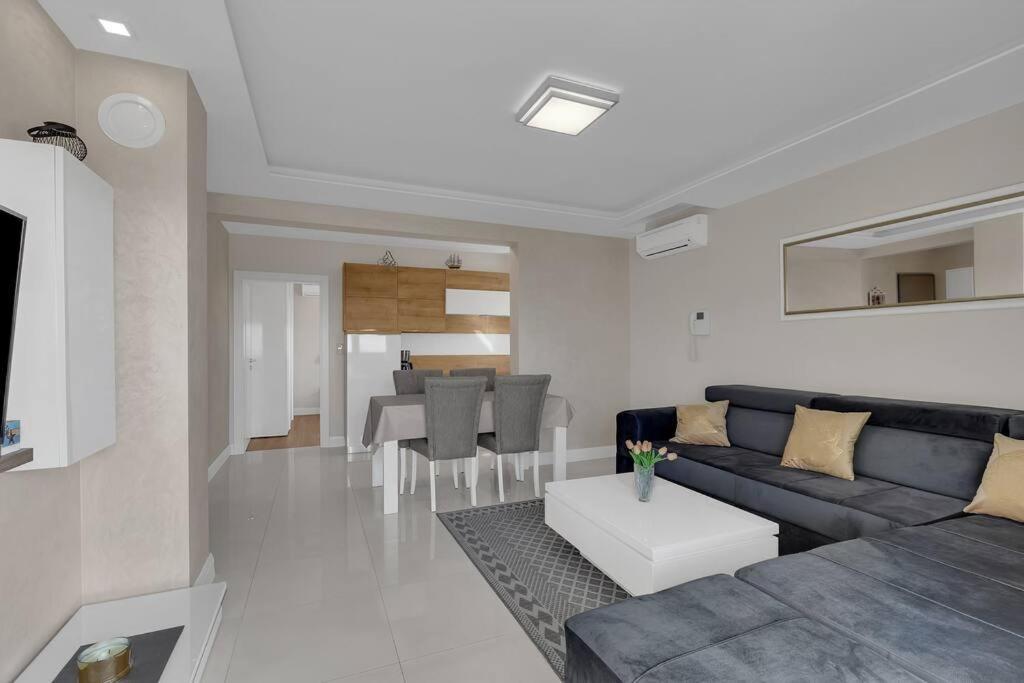 Apartment Hrvoje -Nur 50M Bis Zum Meer - Makarska Exklusiv Промайна Екстер'єр фото